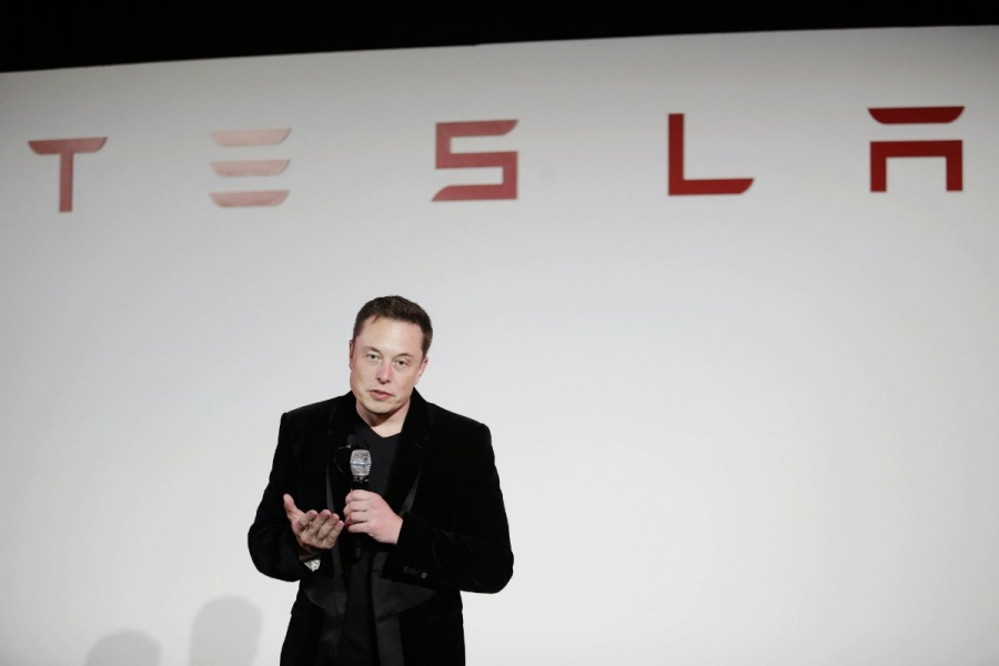 Elon Musk 10 milyon dollar dəyərində Tesla səhmlərini aldı