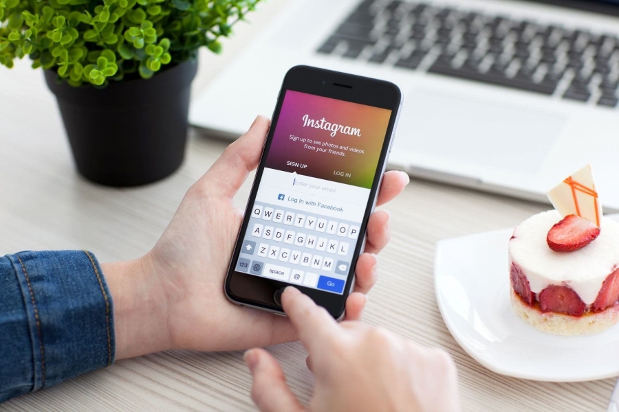 Instagram'a sonunda paylaşımların repostu funksiyası gələcək