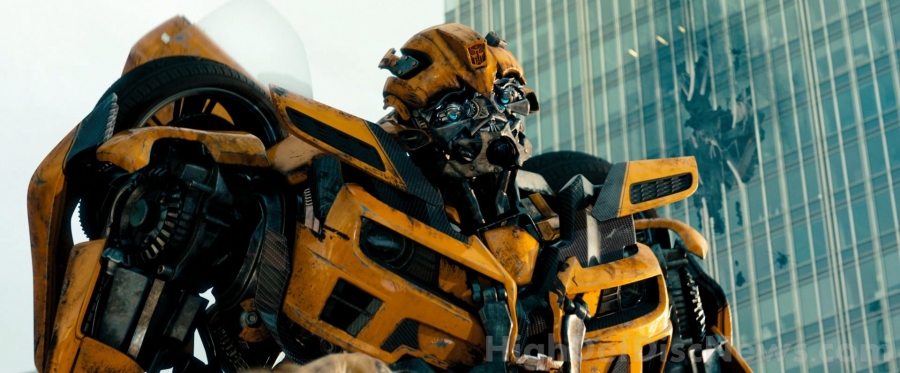 Hamının sevimlisi sarı transformer geri qayıdır: Bumblebee filminin ilk traileri